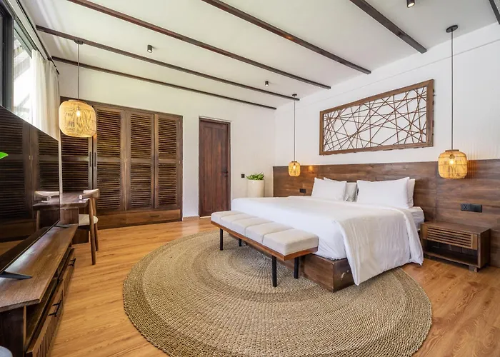 Resort Sacred Jungle By Evdekimi - Peaceful With Pool & Garden In Ubud